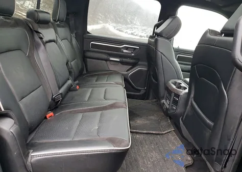 2025 Ram 1500 Laramie z USA, uszkodzony, nr VIN 1C6SRFJP2SN529640